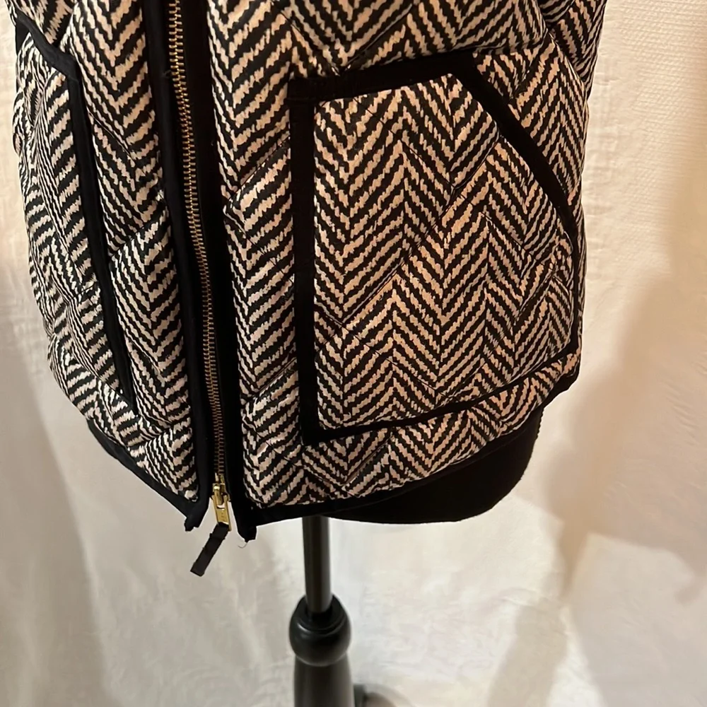 J Crew puffer vest, size extra‎ small